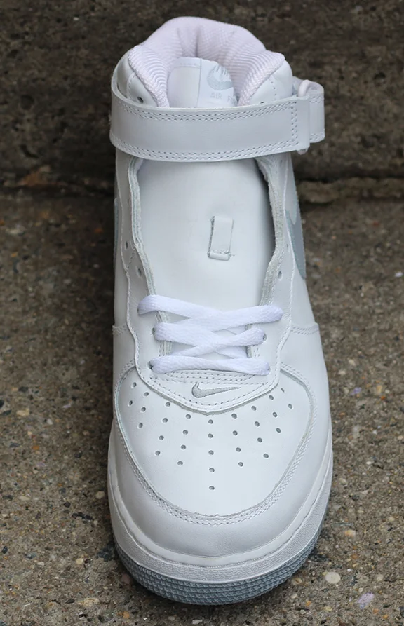 Nike Air Force 1 Mid White / Silver (Size 9.5) DS — RootsBK